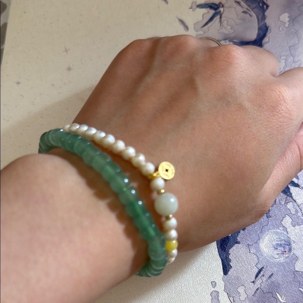 6mm Natural Green Beaded Jade Bracelet - Picture 6 of 6